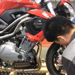 国产贝纳利视频声音,引擎轰鸣，驰骋速度与激情的传奇之旅