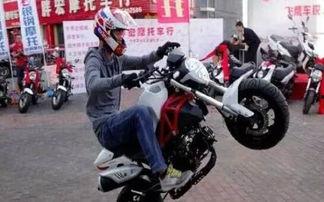 国产小怪兽摩托车视频