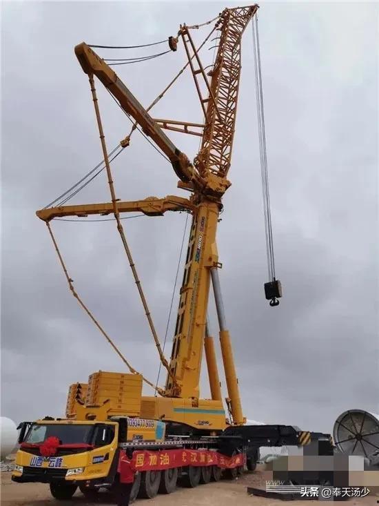 国产吊车折大臂视频,技术实力与操作挑战并存