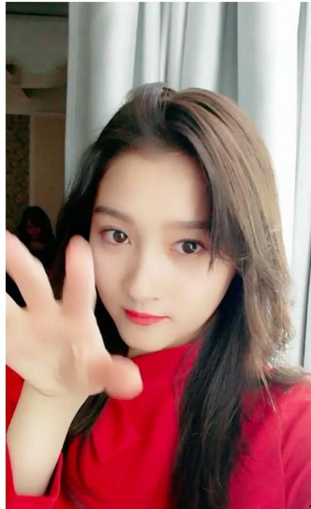 国产视频自拍av4页,揭秘私密生活片段