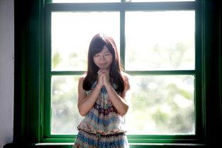 国产清新美女内部视频,展现青春活力与自然美态