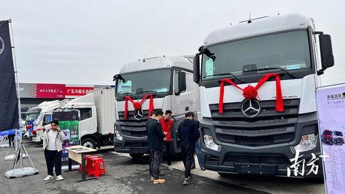 国产重型重卡视频,驰骋疆场，力证国货之光